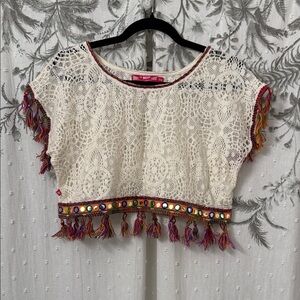 Chic Crochet Crop Top with Multicolor Fringe